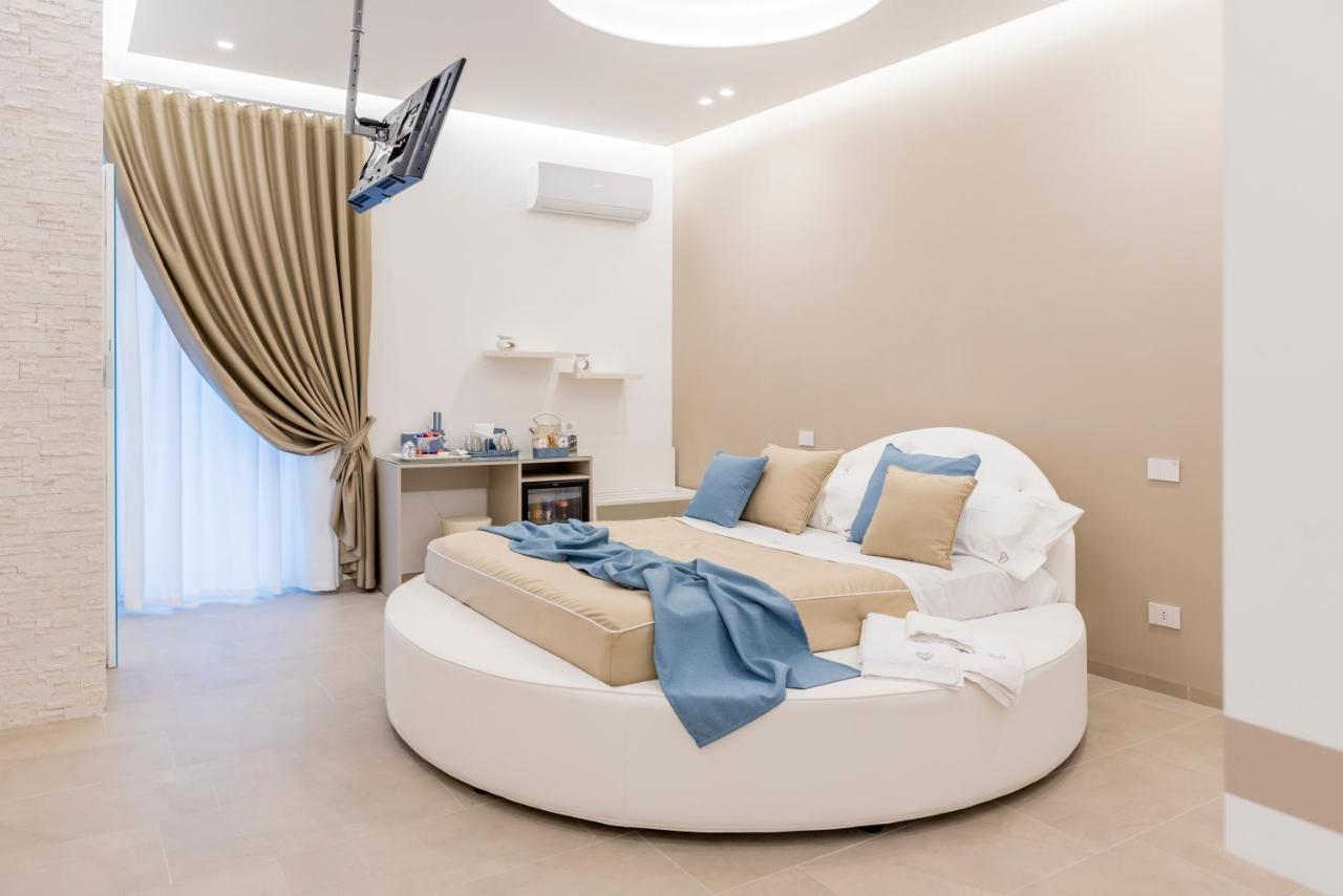 Romantic Suite Monopoli Exteriör bild