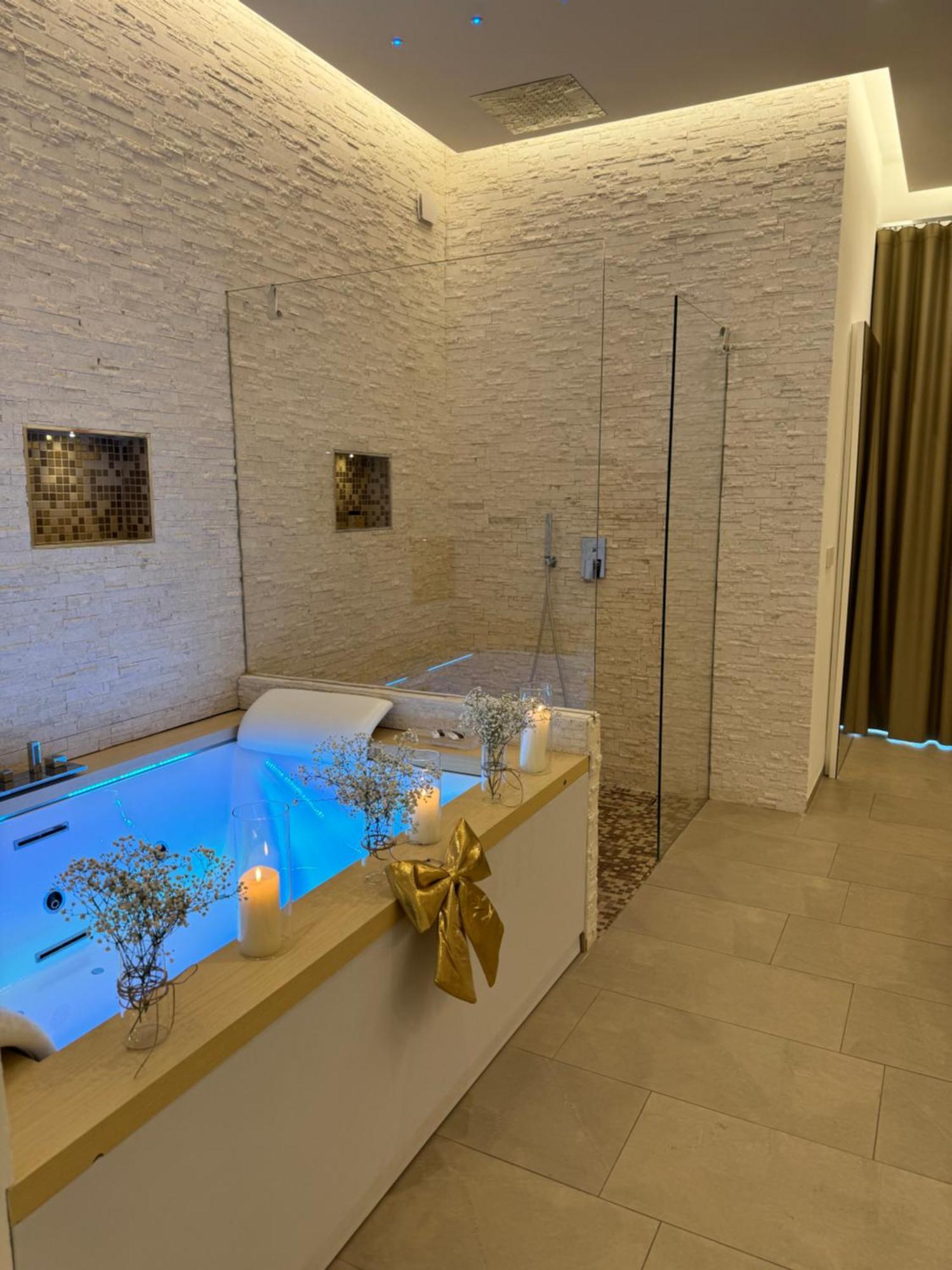 Romantic Suite Monopoli Exteriör bild